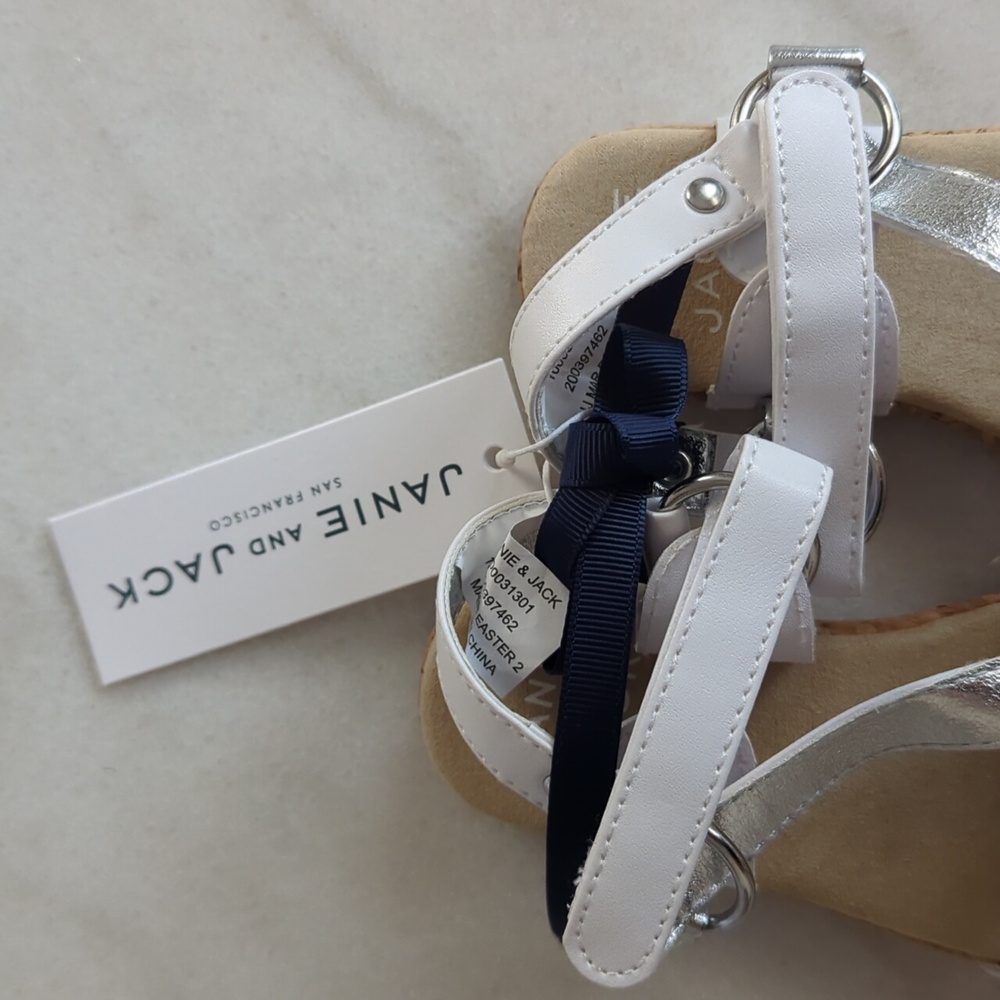 NWT Janie and Jack White and Silver Sandals - Picture 3 of 5